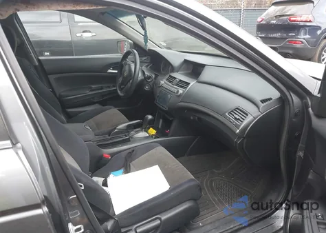 2010 Honda Accord 2.4 Lx из США, поврежденный, VIN 1HGCP2F3XAA146201